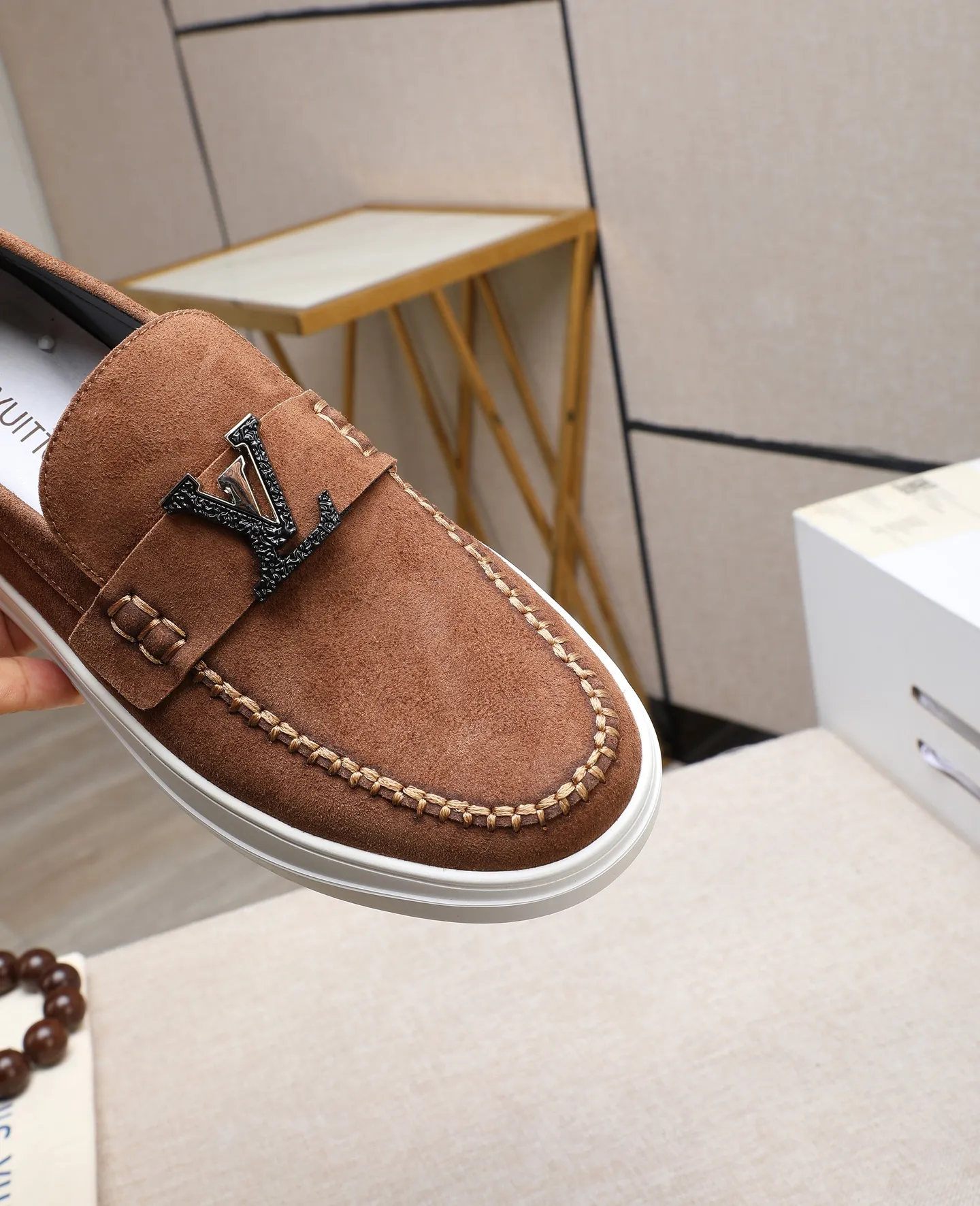 Men's shoes 💰440 📛📛【LOUIS VUITTON】Louis Vuitton official website synchronized new products 👟Milan fashion catwalk style 🇰🇾🇰🇾LV family logo, celebrity style, a must-have for fashionistas ⚠️First-layer calfskin ➕Genuine leather lining ➕Official website original version special outsole 👞Number 38-44